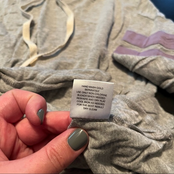 Gray & Purple Long Sleeve Lightweight Drawstring Hoodie, Size Small - Picture 4 of 6